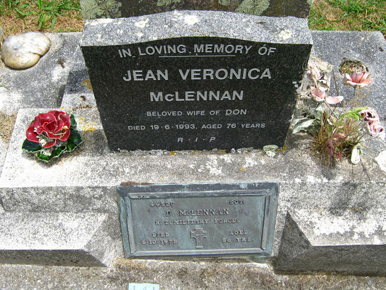 Photo of headstones/Donald Mclennan died 1973 MI Otaki
